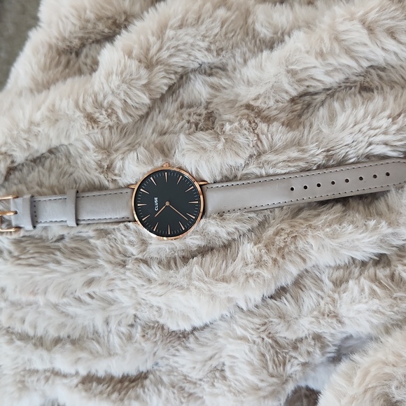 Cluse La Bohme Rose Gold And Gray Leather Band Watch - Picture 5 of 6
